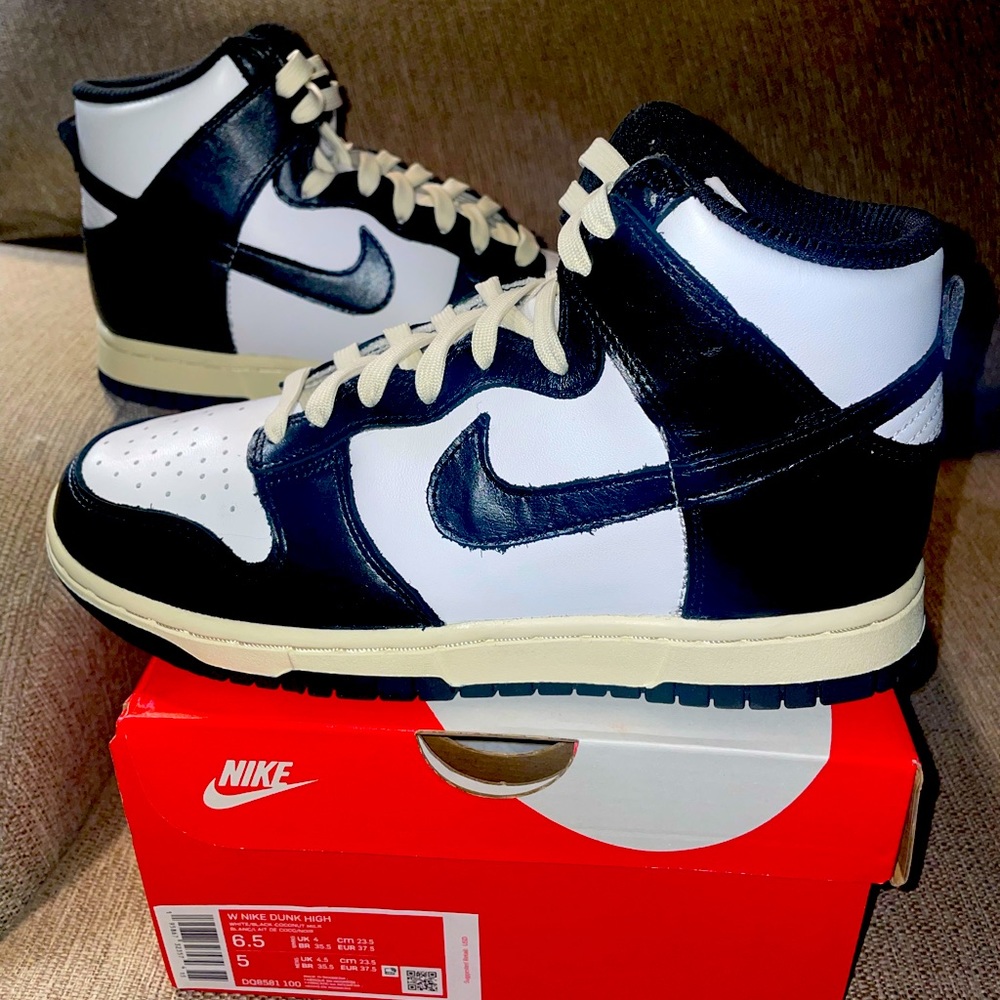 Nike Dunk High Vintage Black